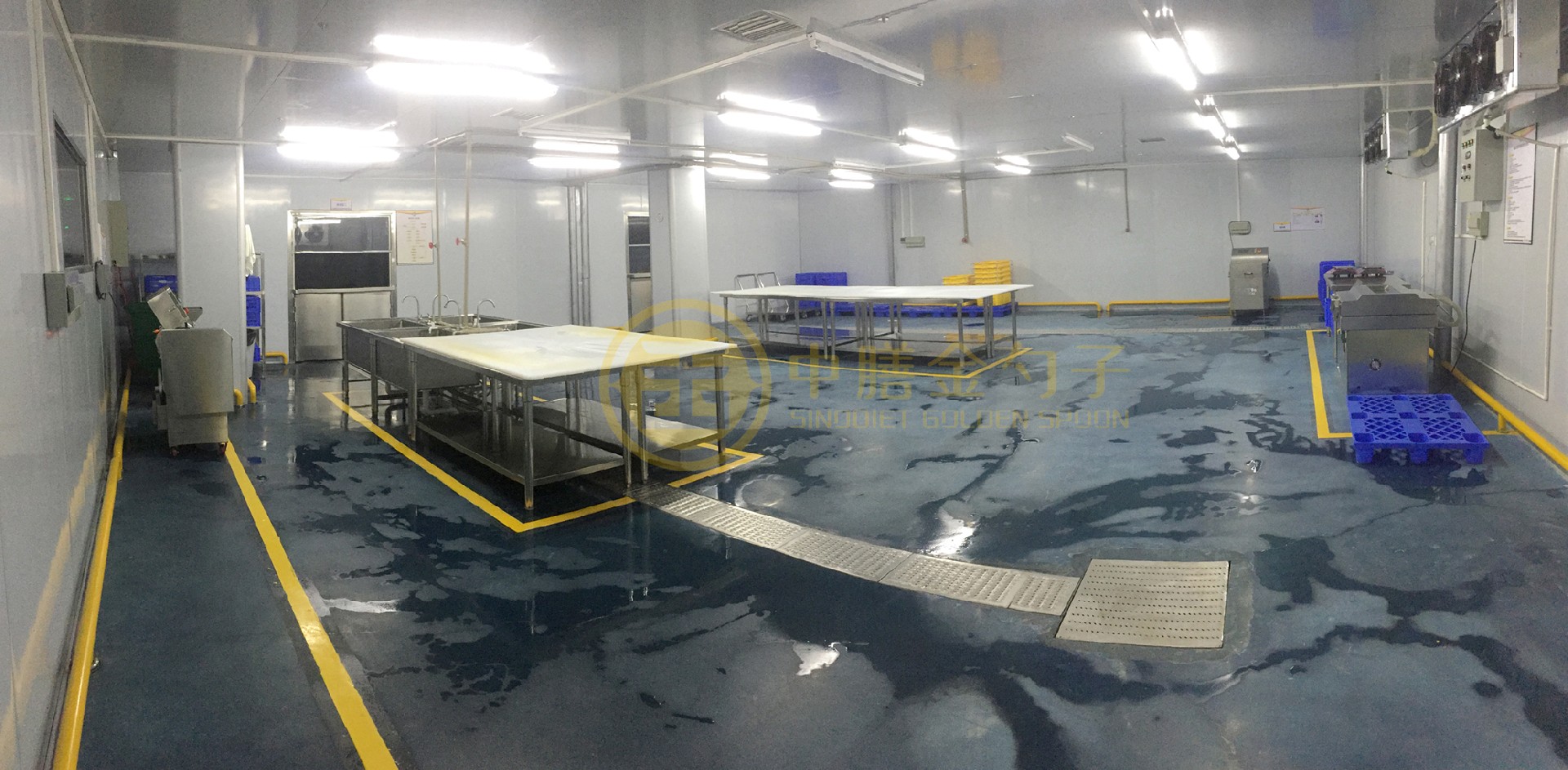 1595554600140402.jpg 净菜车间03.jpg